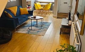 Whole House With A Private Garden And Terrace, Central Brighton